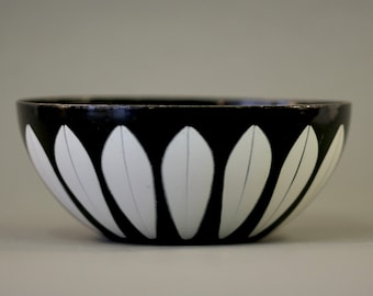 Vintage Cathrineholm of Norway emaille kom &quot;Lotus&quot; zwart-wit 14 cm of 5,5 inch