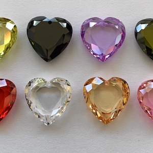 2 pcs Set - Vintage Cubic Zirconia Diamond Heart shape Pendants 14mm.