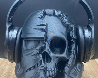 Space Trooper Skull 3D Printed Decor - Headphone Stand - Headset Holder - Gaming Room Decor - Gift for Him - Gift for Dad - Gamer Gift