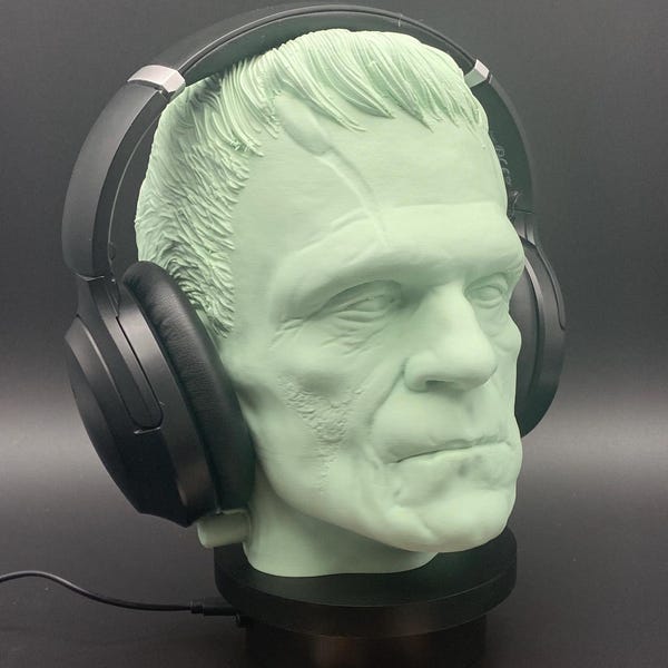 Frankenstein Headphone Holder - Horror Headset Stand - Gaming Headset Holder - Gift for Him - Gift for Dad - Office Desk Decor - Gaming Room