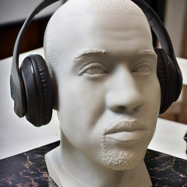 Kanye West Headphone Stand | Unique Headset Stand l Gaming Room Decor | Hip Hop Headphone Holder l Gaming PC Accessory l Paintable Bust