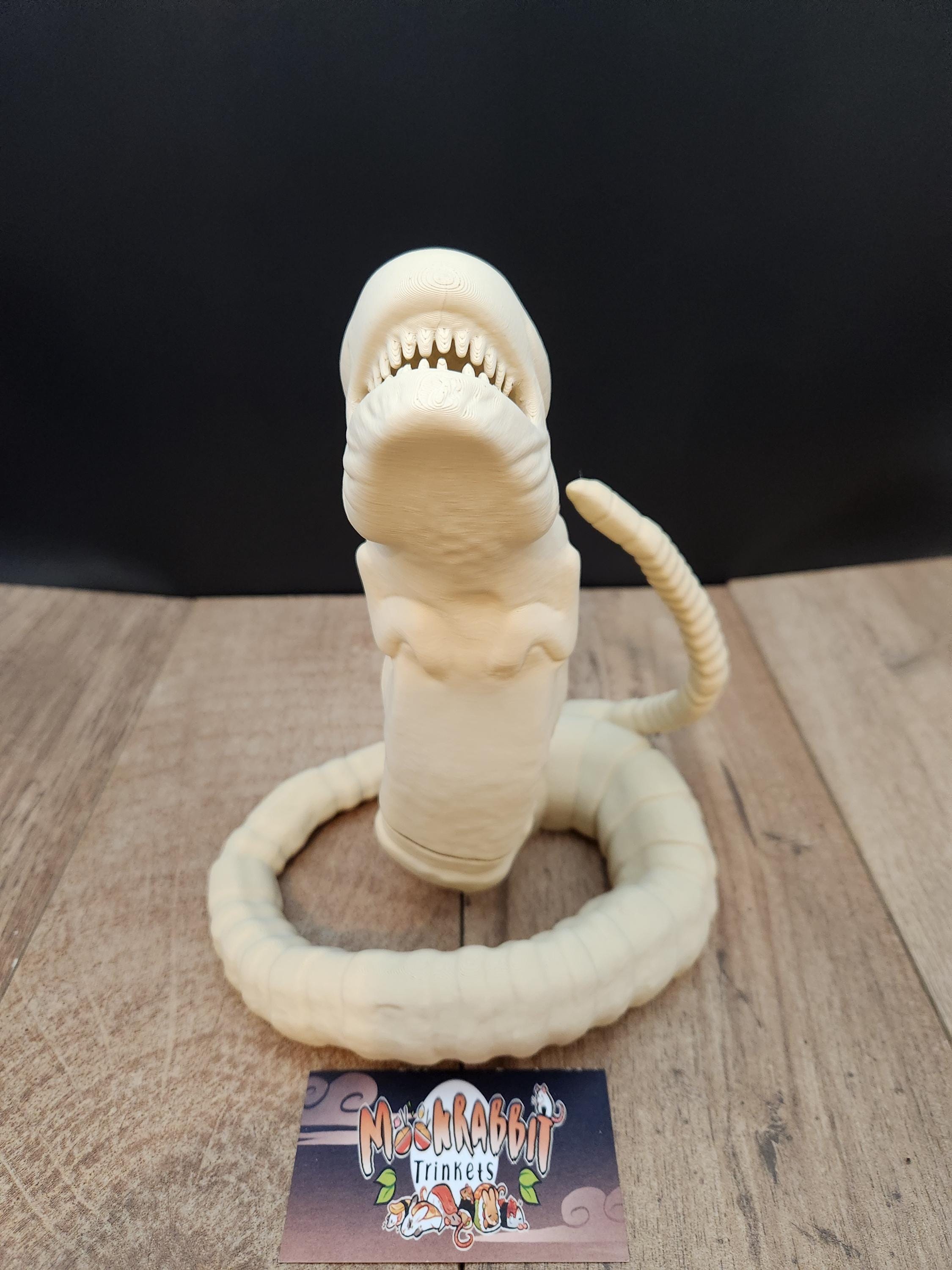 Lifesize Chestburster - Xenomorph Alien Gaming Decor - Horror Lover ...
