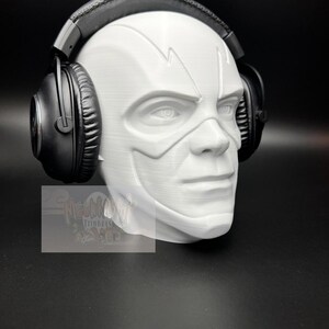 Comic Charakter Kopfhörerständer: 3D Gedrucktes Dekor - Geschenk für Ihn - Einzigartiges Weihnachtsgeschenk - Papa Geschenk - Geburtstagsgeschenk Idee - Schreibtisch Dekor