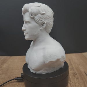Markiplier Headphone Stand - Iron Lung Headset Holder - Office Desk Decor - Gamer Gift - Gift for Him - Streamer Gift Idea - Office Decor image 18