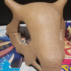 Cubone Headphone Holder Cubone Cosplay Helmet Skull Dog Mask Cubone Skull Wearable T-rex Skull Terrarium Skull l Paintable Bust Adult Sandstone+bone