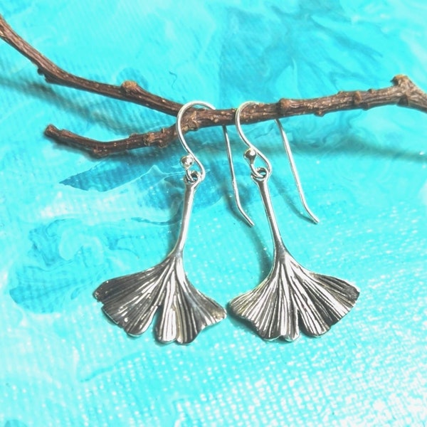 Boucles d’oreilles en argent 925/1000 oxydé Feuille de Ginkgo