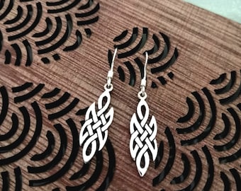 Boucles d’oreilles en argent 925/1000 oxydé Celtique