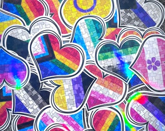 Naklejki w kształcie serca z flagą LGBTQ+ – lesbijki, geje, osoby biseksualne, panseksualne, transpłciowe, niebinarne, queer, interseksualne, aseksualne, aromantyczne i wiele innych!