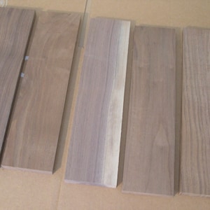 5 Pieces Walnut Thin Stock 3&quot; wide x 12&quot; long x 1/2&quot; thick