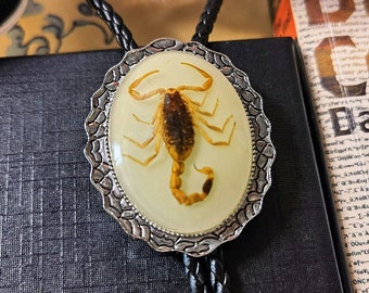 Real Scorpion Bola BOLO Tie Wedding Necklace for Men Women Groomsmen Bridegroom - Western Cowboy - Luminous Necktie
