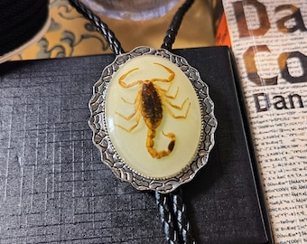 Real Scorpion Bolo Tie Necklace – Luminous Jade Stone Western Cowboy Faux Leather Cord, Groomsmen Wedding Gift for Him Her
