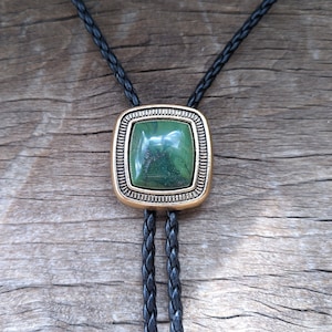 Square Natural Green Jade Bolo Tie Necklace – Western Cowboy Faux Leather Necktie Gift for Groomsmen Man Him Her, Gemstone Pendant