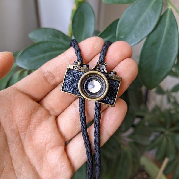 Silver Copper Camera Bolo Tie – Western Cowboy Wedding Necklace for Men Groomsmen Bridegroom