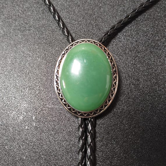Vintage Green jade Bolo tie tie and belt buckle set in gold tone Green Jade Bolo Tie Necklace & Belt Buckle Set - Western  main image 3