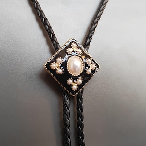 Pearl Cross Bolo Tie Necklace – Western Cowboy Faux Leather Cord Pendant with Cross Charm for Him Her, Adjustable Groomsmen Wedding Gift