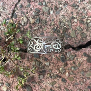 80s 90s VINTAGE NF 925 sterling silver ring all metal band cut out curls spiral swirl waves patina boho Medieval Thailand 3/8" 7 7.25 N O