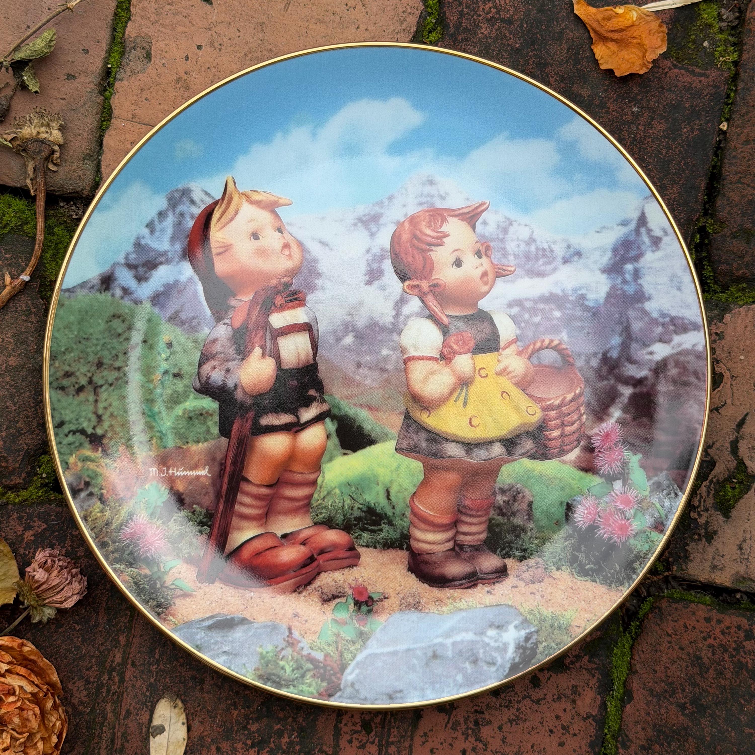 90s 1990 Vintage MI HUMMEL Little Explorers Plate Little