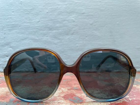 70s big cheap glasses