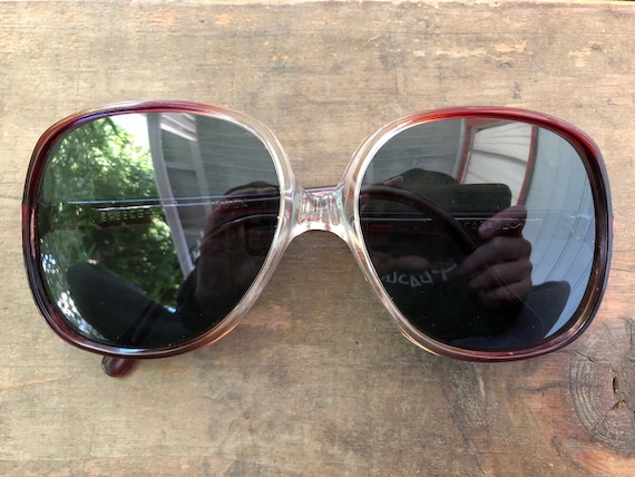 70s VINTAGE Sunglasses Red Purple Clear Ombré Acetate  display picture 1