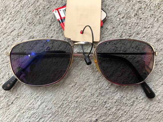 80s 90s NEW NWT VINTAGE Sunglasses Silver Tone Metal Frames  display picture 1