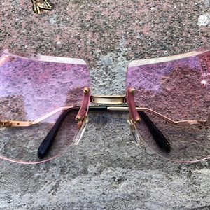 70er 80er NEW NOS VINTAGE Sonnenbrille randlos Farbverlauf pink Rose Linse mattgold Metall Schmetterling oversized Fallarm Boho Disco Deadstock Taiwan