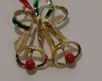 Vintage GERRYS Gold Tone Christmas Bells With Bow Brooch