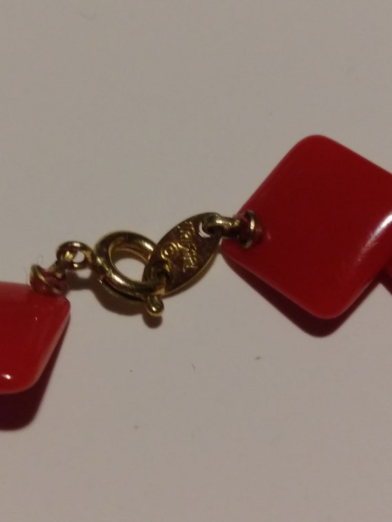 Trifari Overlapping Red Square Bead Lucite Neckla… - image 3