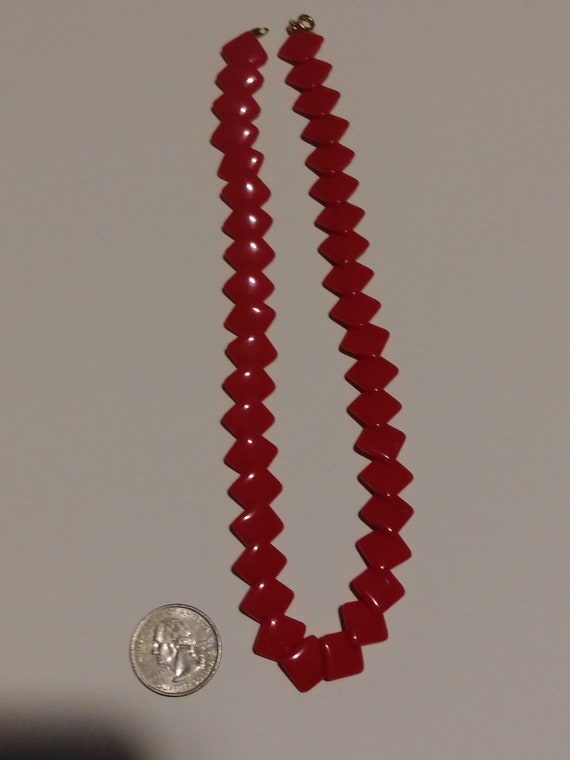 Trifari Overlapping Red Square Bead Lucite Neckla… - image 2