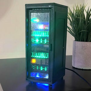 Mini server rack modello fatto a mano