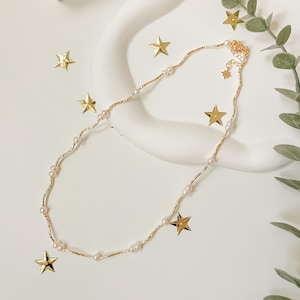 Genavee | Golden Wave Floating Pearl Necklace, 14k Gold Filled Freshwater Pearls Minimalist Elegance Necklace Bridal Jewelry Bridesmaid Gift