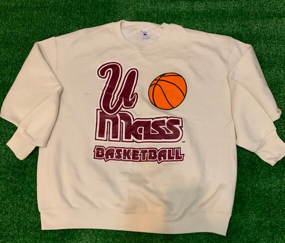 Vintage 90s Umass Minutemen Basketball crewneck sw