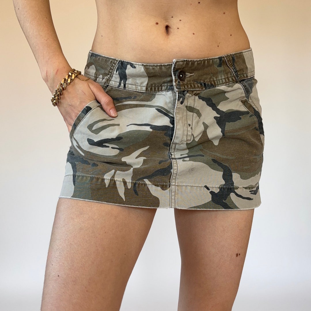 Camo Frayed Micro Mini Skirt (XXS/XS) main image 1