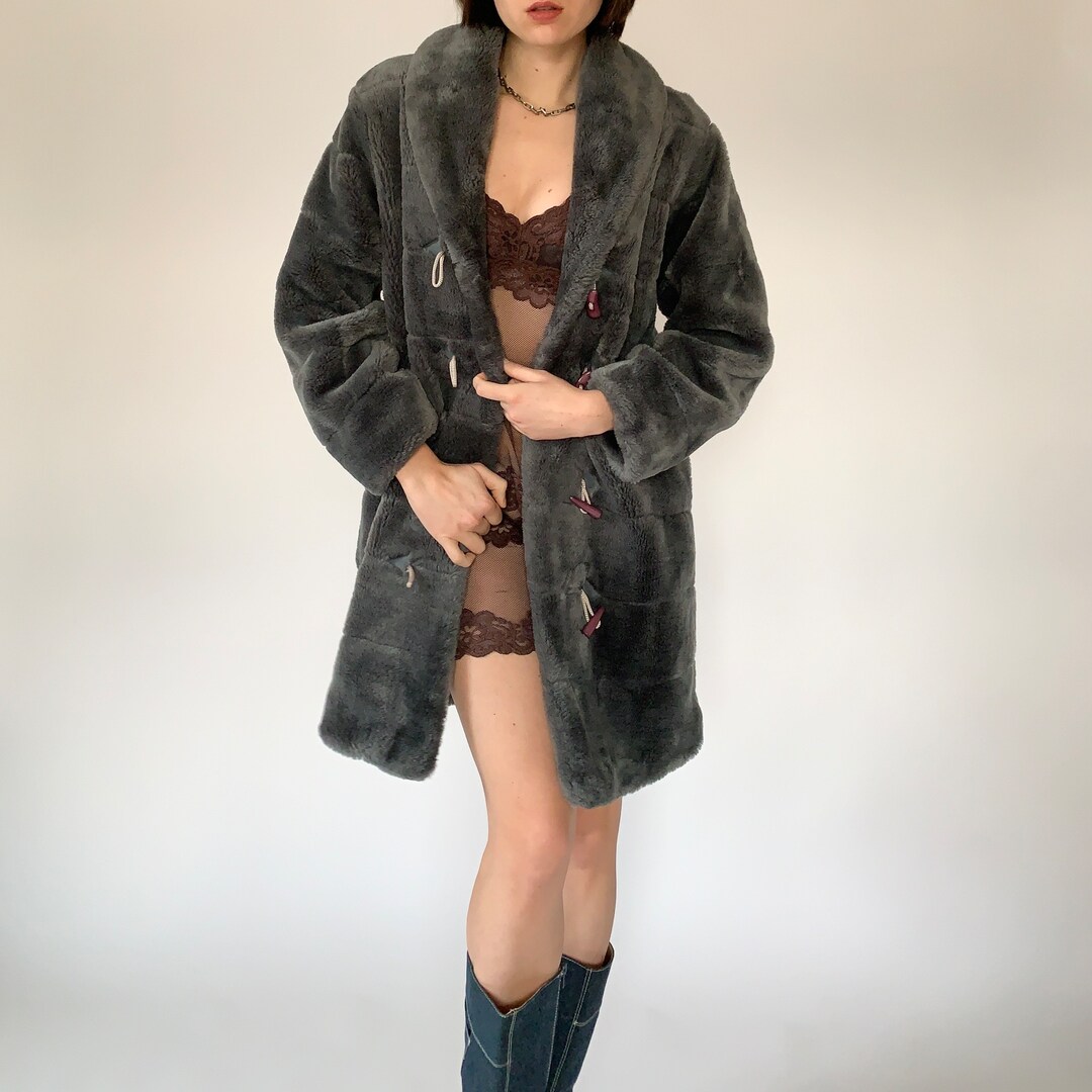 Short Vintage Faux Fur Coat