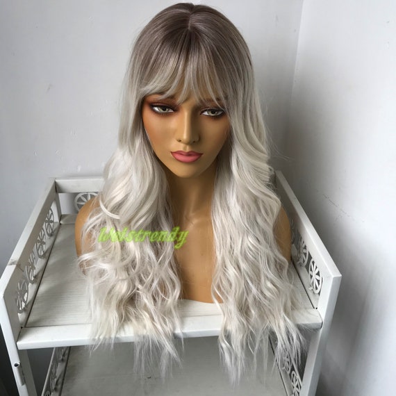 Realistic platinum blonde wig deals