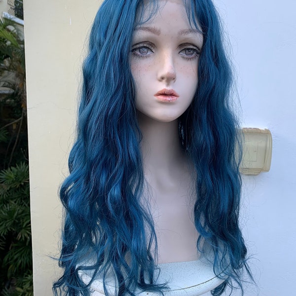 Electric Blue Long Wavy Hair Premium Synthetic Lace Closure Middle Parting Wig Heat Safe Cosplay Party Wigs Soft