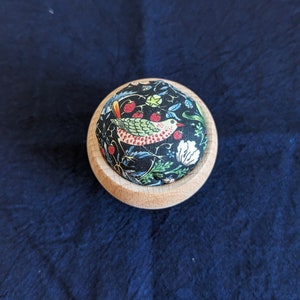 Pincushion wooden bowl William Morris strawberry thief