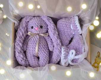 Nouveau coffret cadeau bébé, Coffret cadeau baby shower, coffret cadeau nouveau-né, Jouet lapin crochet, Chaussons bébé Crochet, Coffret cadeau bébé garçon de bienvenue, Chaussures bébé bébé, chaussures bébé bébé