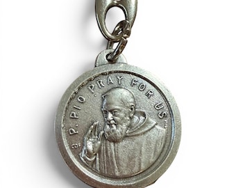 St Pio Keyring with relic - Blessed by Pope Leo