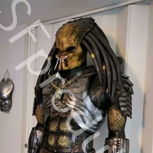 Predator 2 m Figure Replica / Lifesize Kit // Replica // Bust // Bust // Stand Figure