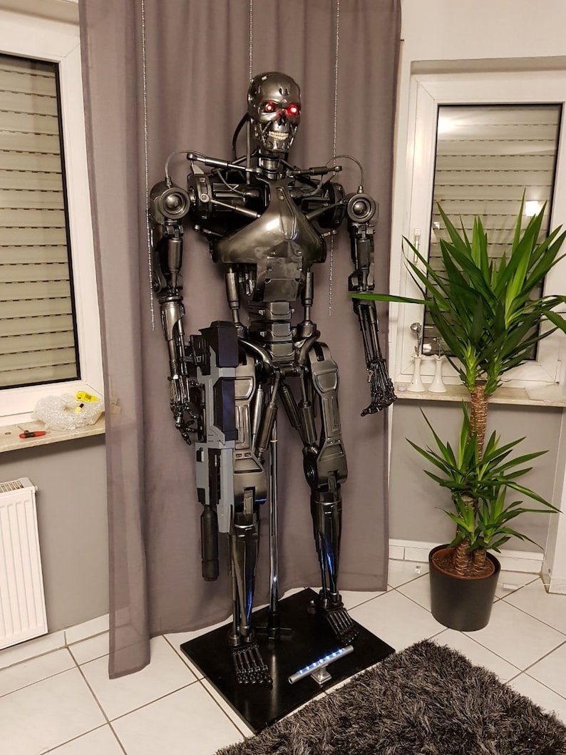 T 800 endoskeleton picture