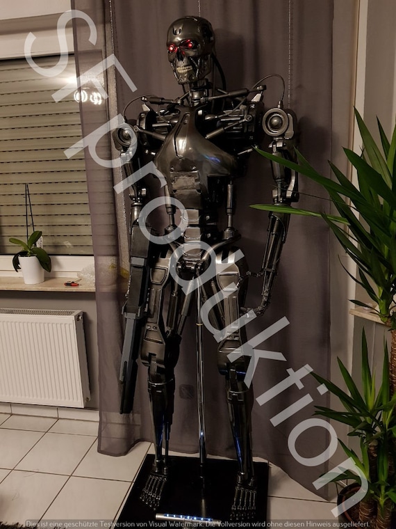 T2 Terminator T800 Endoskeleton 1:2 Halfsize Kit Movable