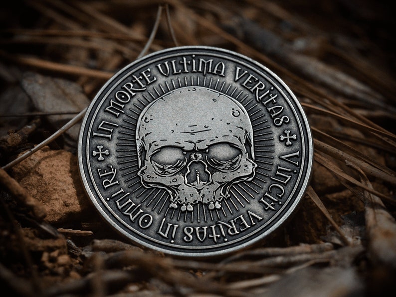 Omnia Vanitas EDC Reminder Latin Daily Stoic Gift Remember Death Skull Coin Silver Medallion Hobo Nickel Military Army Veteran Coins image 1