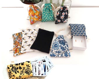Kleine zakjes met trekkoord, handgemaakte sieradentas, sieradentas, speelkaarttas, edelstenentas, lavendeltas, gunstzakjes, dobbelsteenzakje katoenen zakje