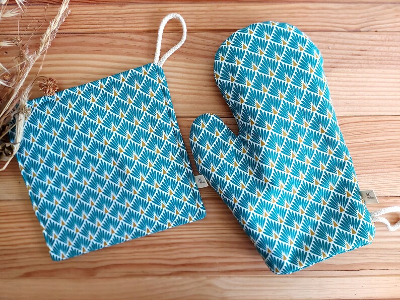 Turquoise oven mitt set, oven glove set, pot holder set, trivet set, handmade oven mitt, cotton oven mitt, mitaines de four, baking gloves image 4