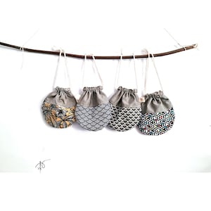 Sac pochon/Handmade medium round pouch Linen Cotton fabric drawstring floral modern gift bags storage earphones jewellery bag present pochon