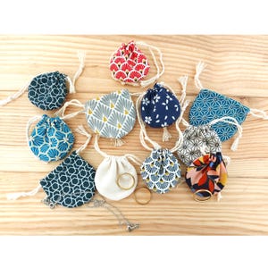 Mini sac à bijoux pochette à cordon fait main pochette ronde sac pochon 100 % coton tissu cordon de serrage cadeaux sacs de rangement sac de pierres précieuses miniture