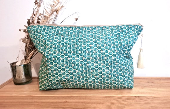 Extra large bag, Green hexagon bag, weekend bag, toiletry bag, green cotton bag, XL zipper bag, Large makeup bag, large diaper bag,nappy bag