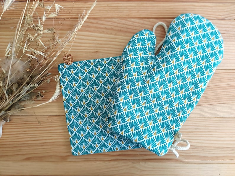 Turquoise oven mitt set, oven glove set, pot holder set, trivet set, handmade oven mitt, cotton oven mitt, mitaines de four, baking gloves image 2