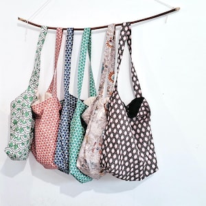Tote bag, cotton bag, handmade tote bag, floral shoulder bag, floral tote bag, Japanese bag, handmade bag, eco bag, shopping bag,shopper bag