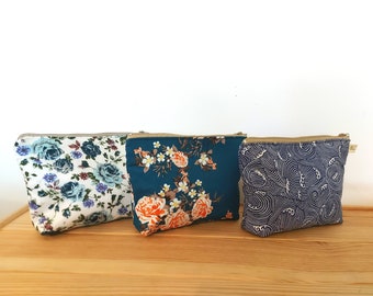 medium cosmetic bag, Pochette maquillage, zipper pouch make up bag / floral pouch, padded zip pouch, cotton fabric bag made in France